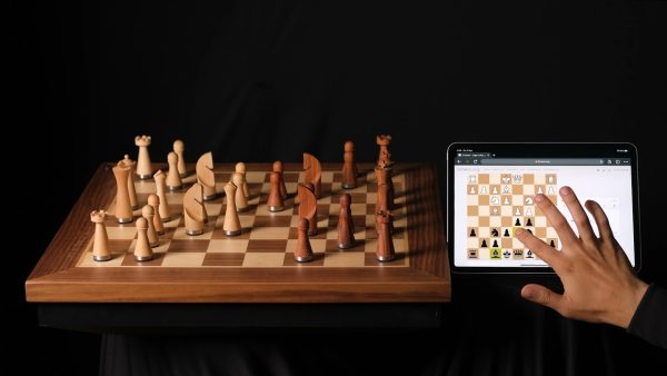 The Robotic Chessboard Made of Real Wood